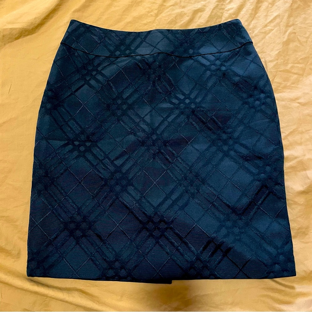 Black Halogen textured design skirt